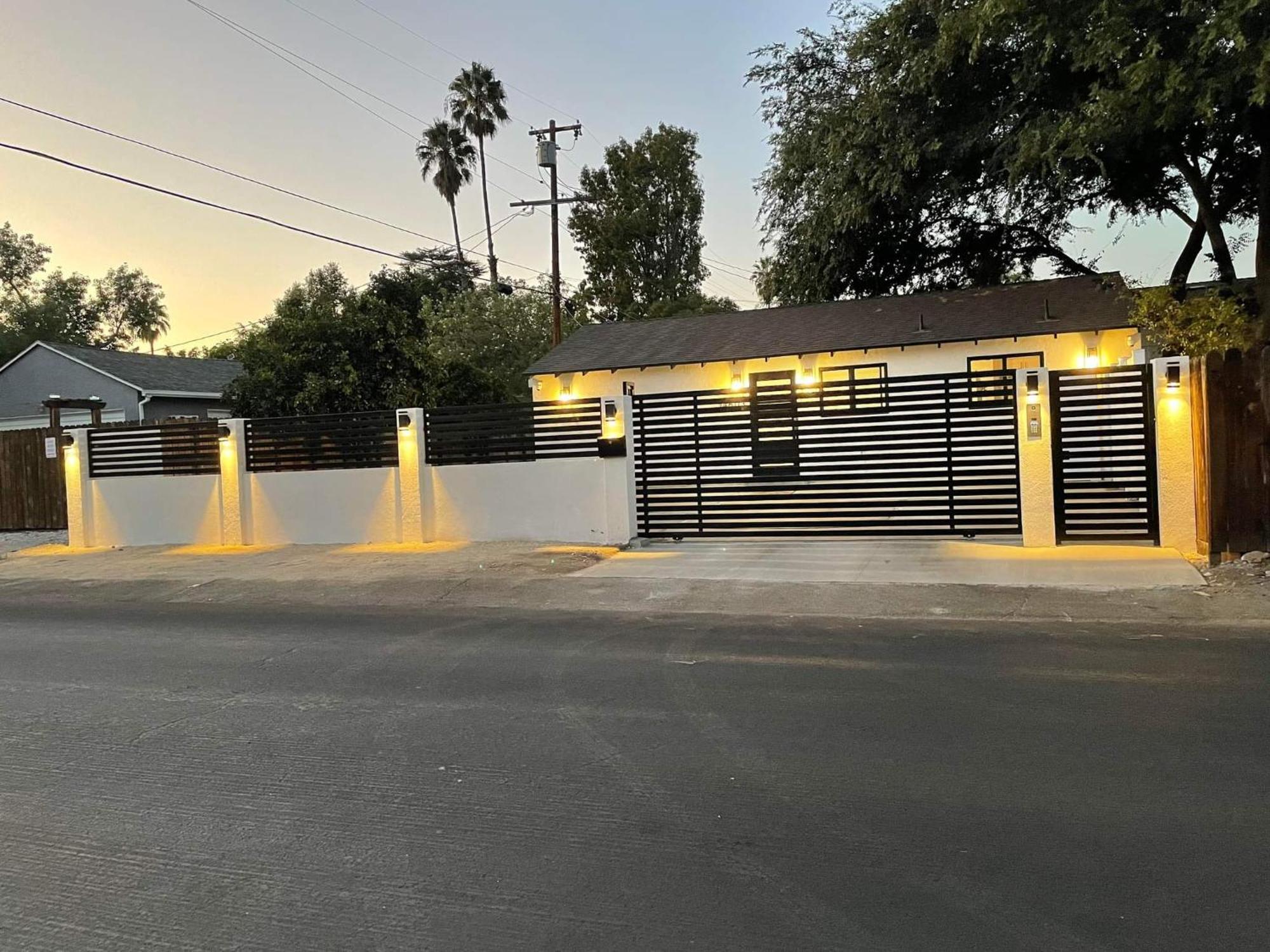 Gated Private House With Own Parking Sherman Oaks Los Angeles Exterior foto